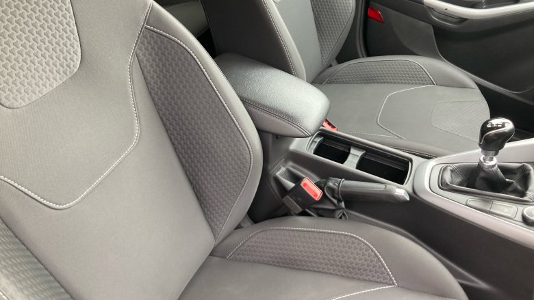 Ford Focus 1.0 EcoBoost 125 Zetec Edition 5dr Petrol Hatchback